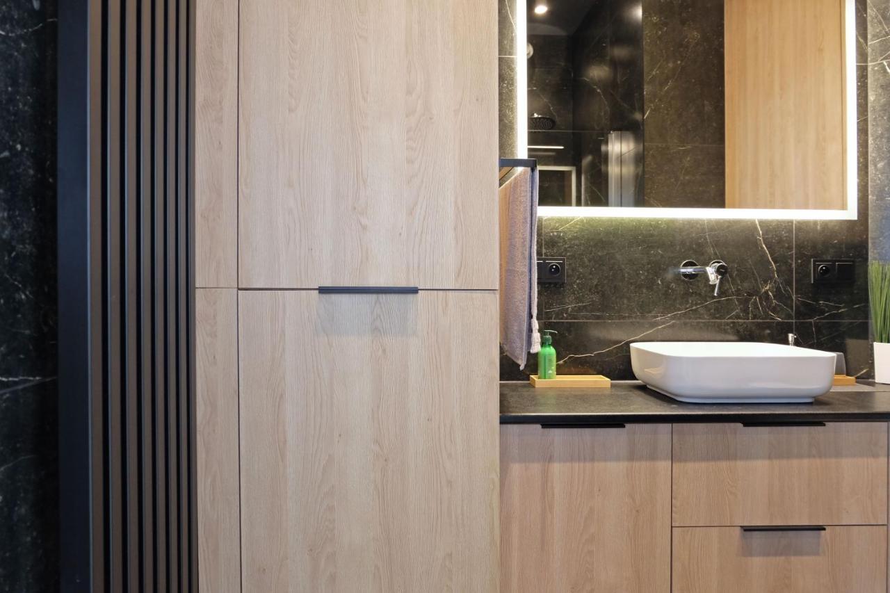 שצ'צ'ין Hanza Tower - Luxurious Apartment 60M2 - 15Th Floor City View מראה חיצוני תמונה