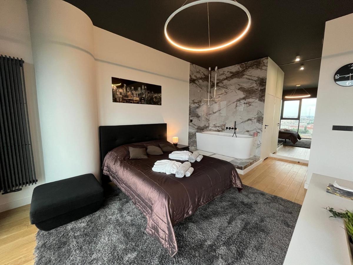 שצ'צ'ין Hanza Tower - Luxurious Apartment 60M2 - 15Th Floor City View מראה חיצוני תמונה